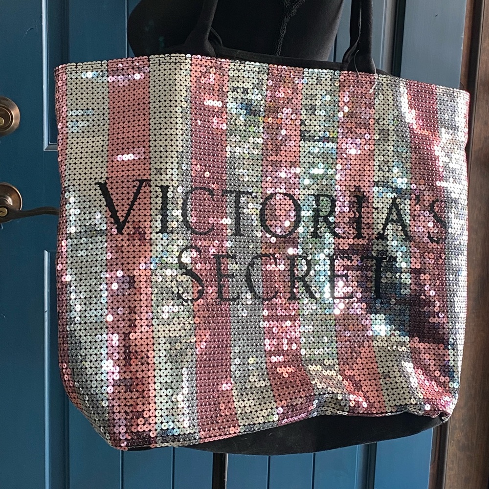 Sequin Vs Tote - image 1